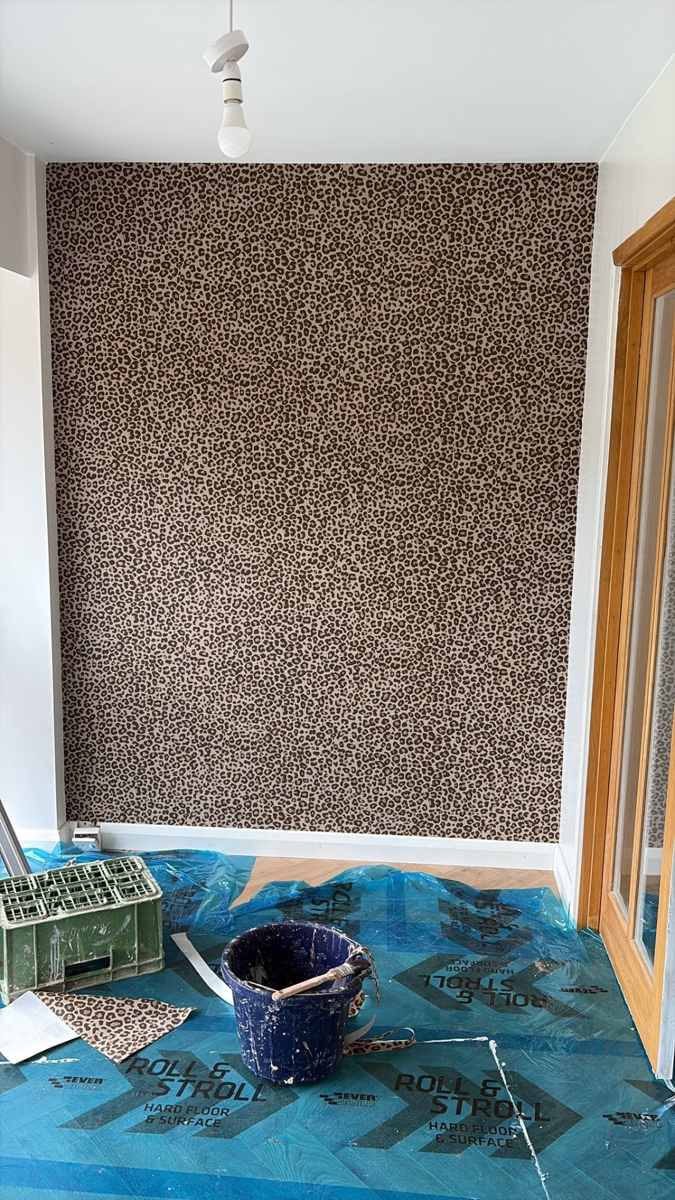Wallpaper hanging completed — Hereford project, photo 3